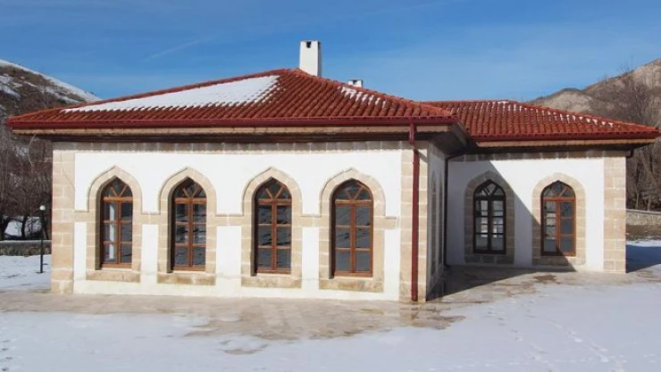 Sivas'taki 'sıbyan mektebi' restore edildi