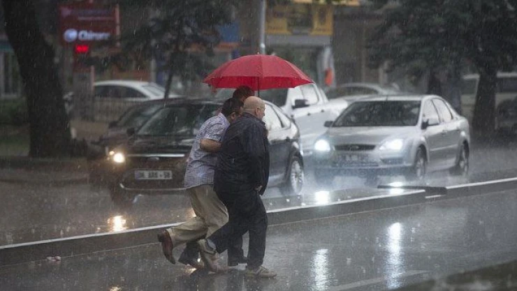 Soğuk ve yağışlı hava geliyor