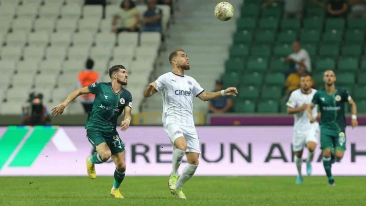 Spor Toto Süper Lig: Giresunspor: 0 - Kasımpaşa: 0 (İlk yarı)