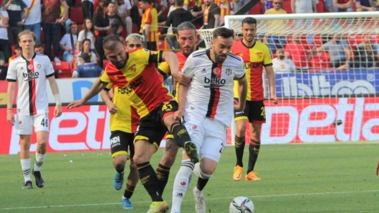 Spor Toto Süper Lig: Göztepe: 0 - Beşiktaş: 2 (Maç sonucu)