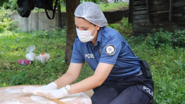 Suçluların ensesinde olan eller, bu kez hastalar için hamur açtı