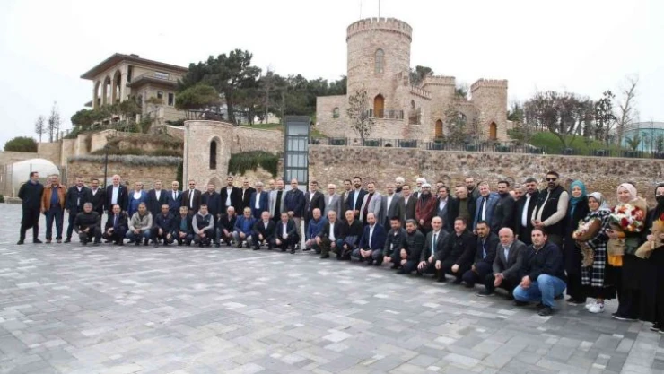 Sultanbeyli'deki STK'lar Demokrasi ve Özgürlükler Adasını ziyaret etti