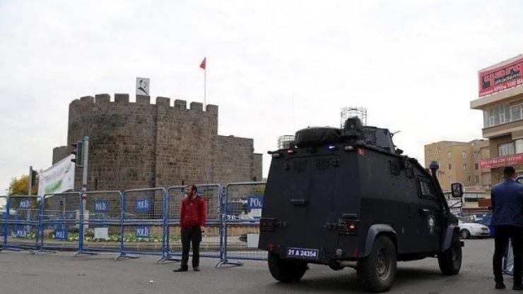 Sur'da belli bir bölgede sokağa çıkma yasağı bitiyor