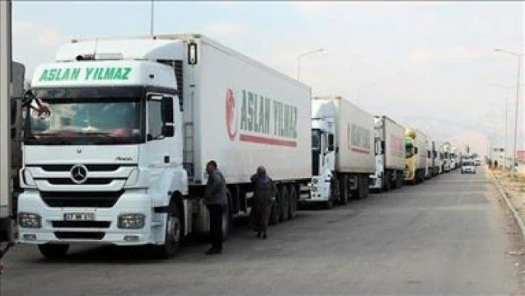 Türkiye ve Azerbaycan'dan tır sürücülerine vize kolaylığı