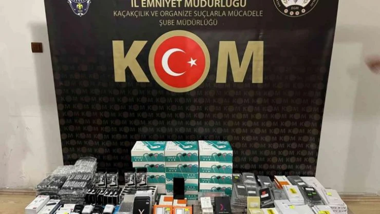 Tekirdağ'da binden fazla gümrük kaçağı elektronik cihazı ele geçirildi
