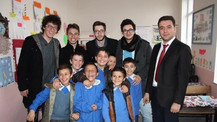 Tıbbiyeliler Doğu ve Güneydoğu'daki öğrencileri unutmadı