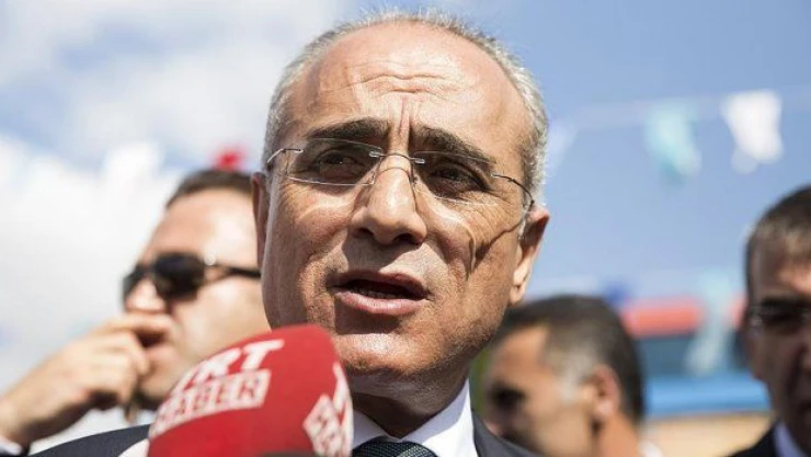 Topçu: Ben bağımsız bakanım, ne adaylığı!