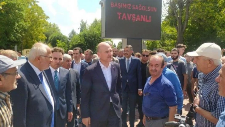 Trafik kazasında hayatını kaybedenler gözyaşları ve dualarla uğurlandı