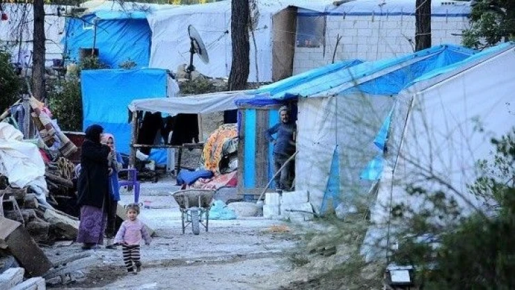 Türkmendağı'nda çadırda zorlu yaşam