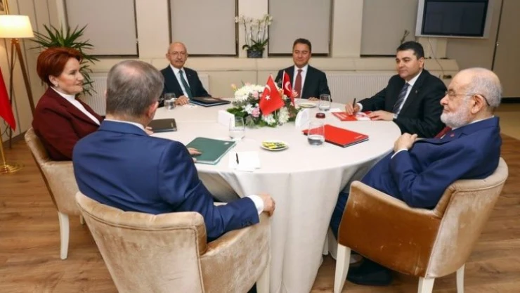 Üçüncü kez buluşan altı parti liderinden açıklama