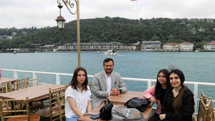 Üniversite adaylarına boğazda motivasyon gezisi