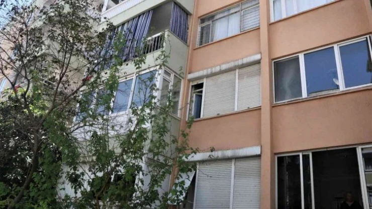 Ut sanatçısı yalnız yaşadığı evde ölü bulundu