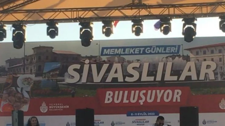 Yenikapı'daki Sivas günlerinde 'Ben Avrattan Korkar mıyım' şarkısına büyük ilgi