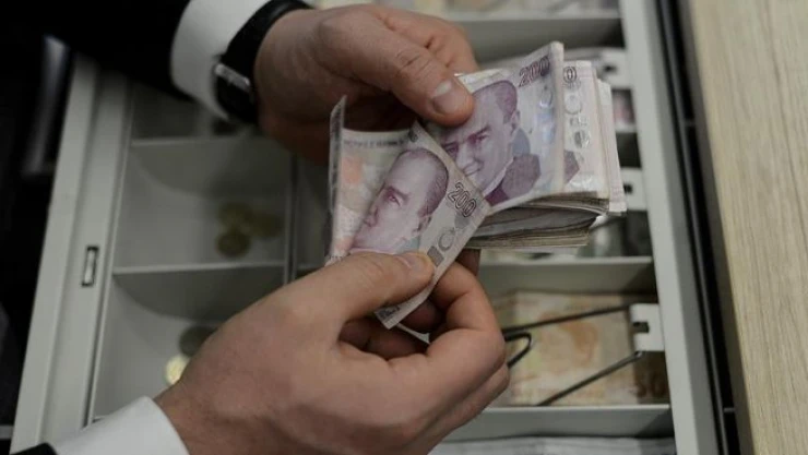 Yılbaşı öncesi vatandaşa kredi uyarısı