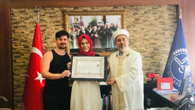 Yunan vatandaş Çanakkale'de Kelime-i Şehadet getirerek Müslüman oldu