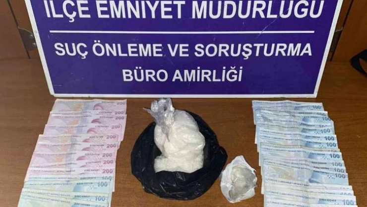 Zehir tacirleri Bursa polisinden kaçamadı