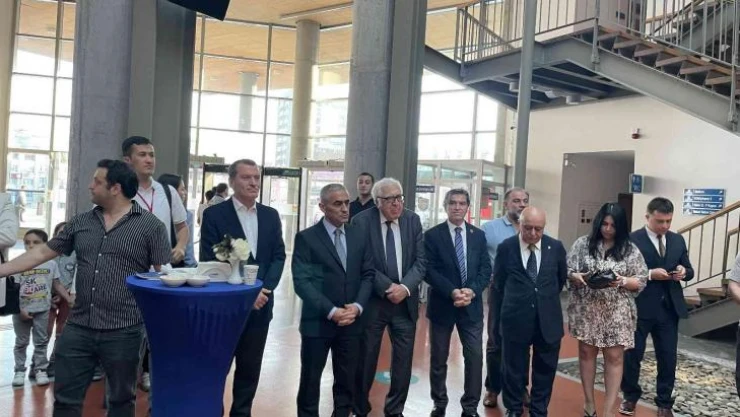 Zeytinburnu'nda 'Türk Dünyası Öykü Festivali' başladı